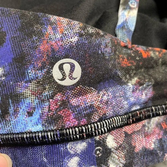 Lululemon Energy Bra Floral size 10 - Picture 2 of 7